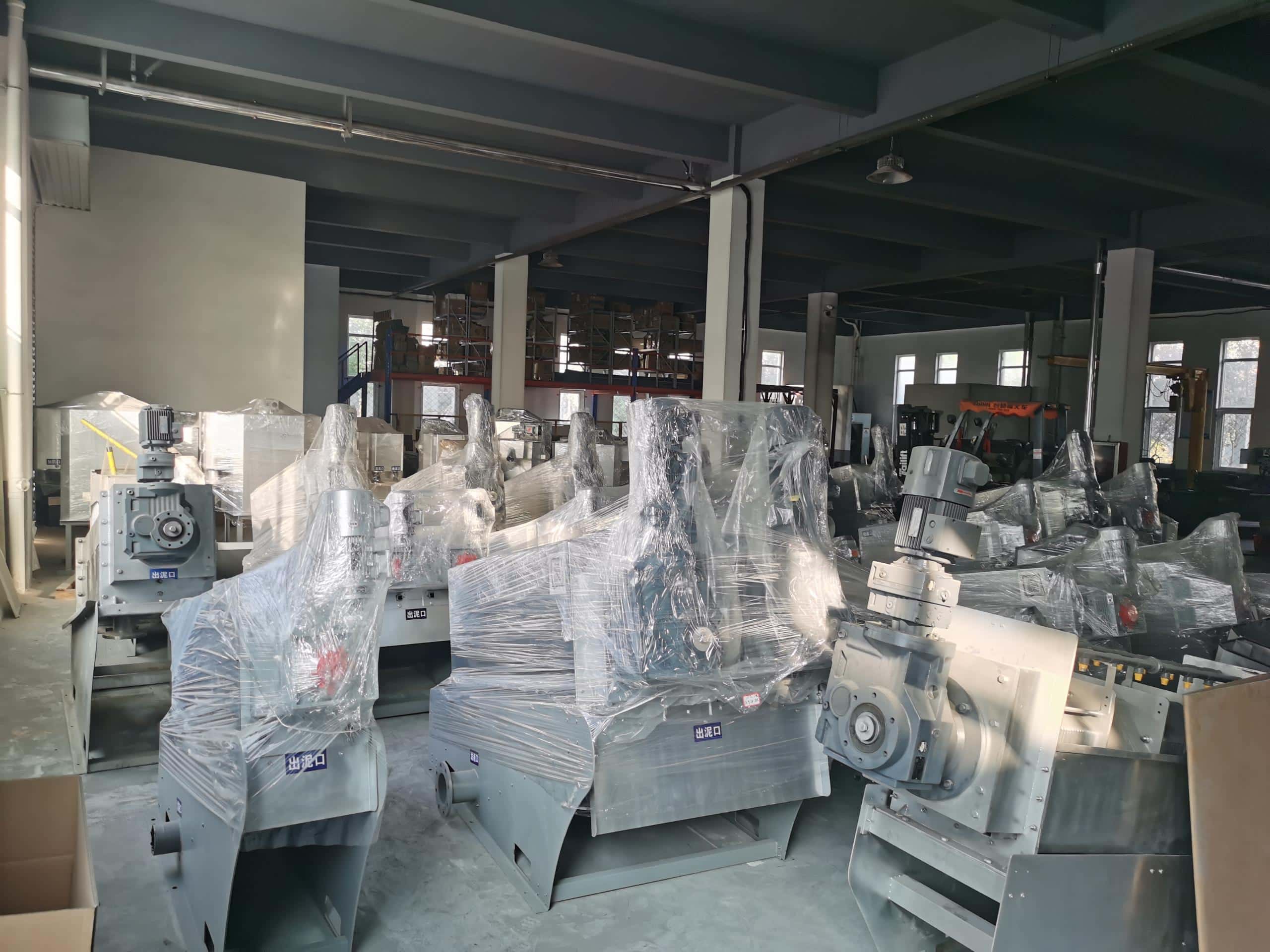 疊螺機(jī)生產(chǎn)廠家車(chē)間